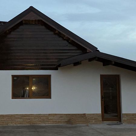 Casa Livada Bunicii Villa Tirgu Ocna Ngoại thất bức ảnh