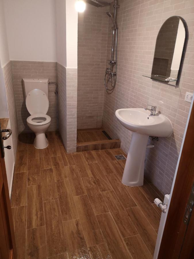 Casa Livada Bunicii Villa Tirgu Ocna Ngoại thất bức ảnh